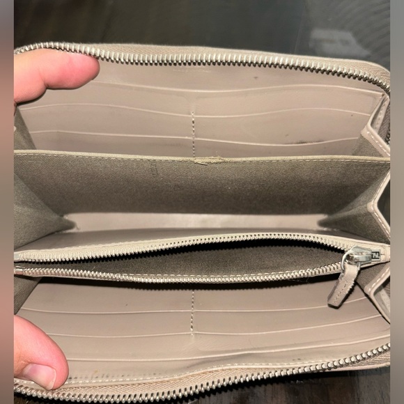 Fendi By The Way long zip wallet - Picture 2 of 7